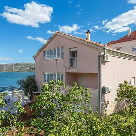 Apartments By The Sea Poljica, Trogir - 19316 산책길 외부 사진