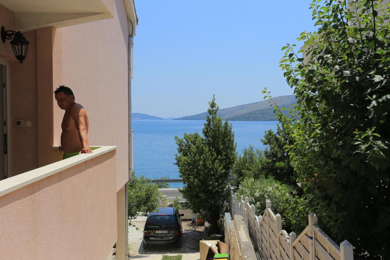 Apartments By The Sea Poljica, Trogir - 19316 산책길 외부 사진