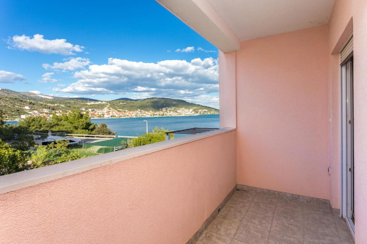 Apartments By The Sea Poljica, Trogir - 19316 산책길 외부 사진